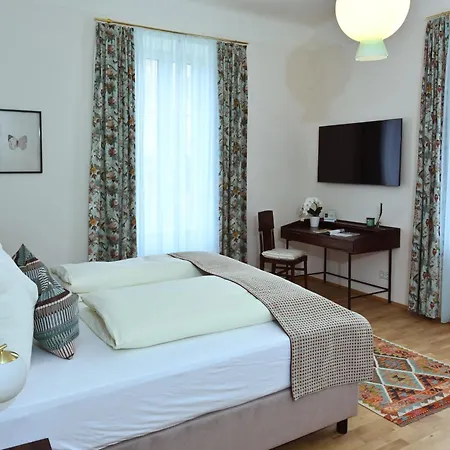 Gloriette - Boutiqueappartements Am Woerthersee 4*